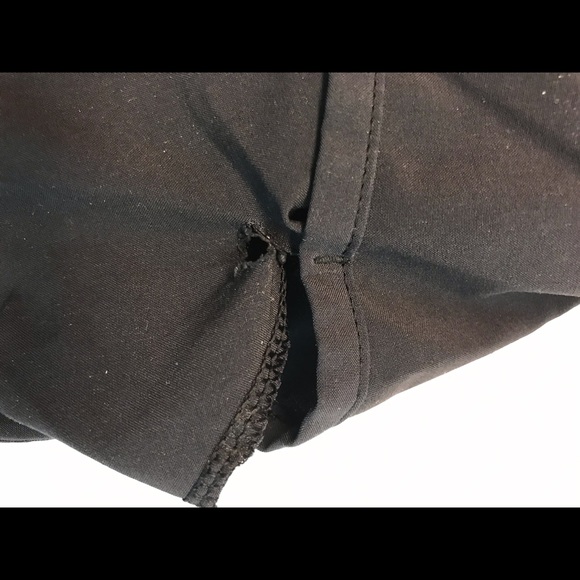 Classic Lululemon shorts - Picture 4 of 4